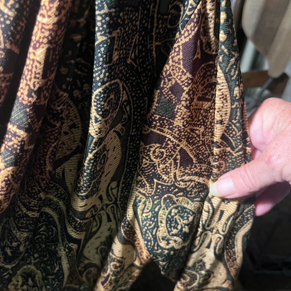 Beautiful business like light weight shirt size m - Picture 8 of 8